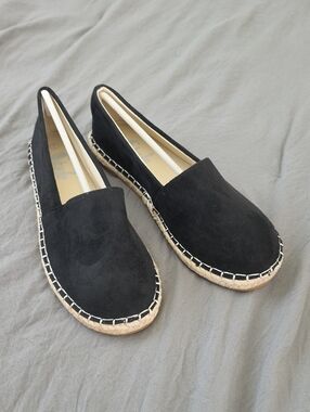 Women’s Black Espadrille Slip-On Flats